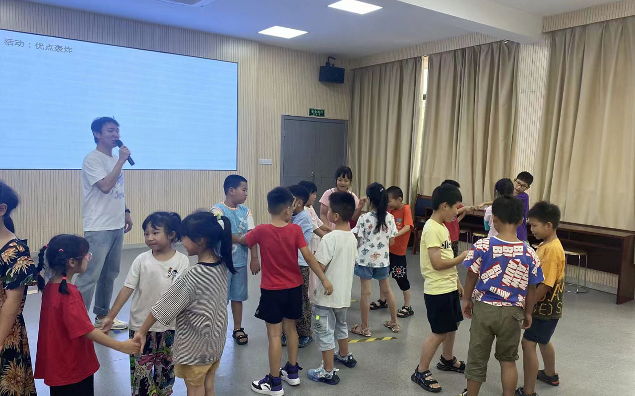 台江龙观乡中心学校